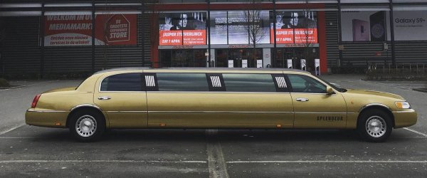 gouden-limousine-huren gouden-limousine-huren